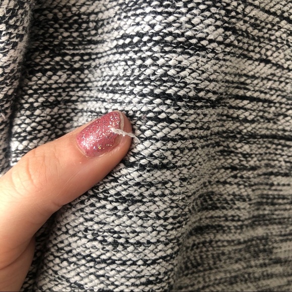 Club Monaco Marled Knit Long Sleeve Sweater Size Medium Casual Crew Side Slits - Picture 6 of 9